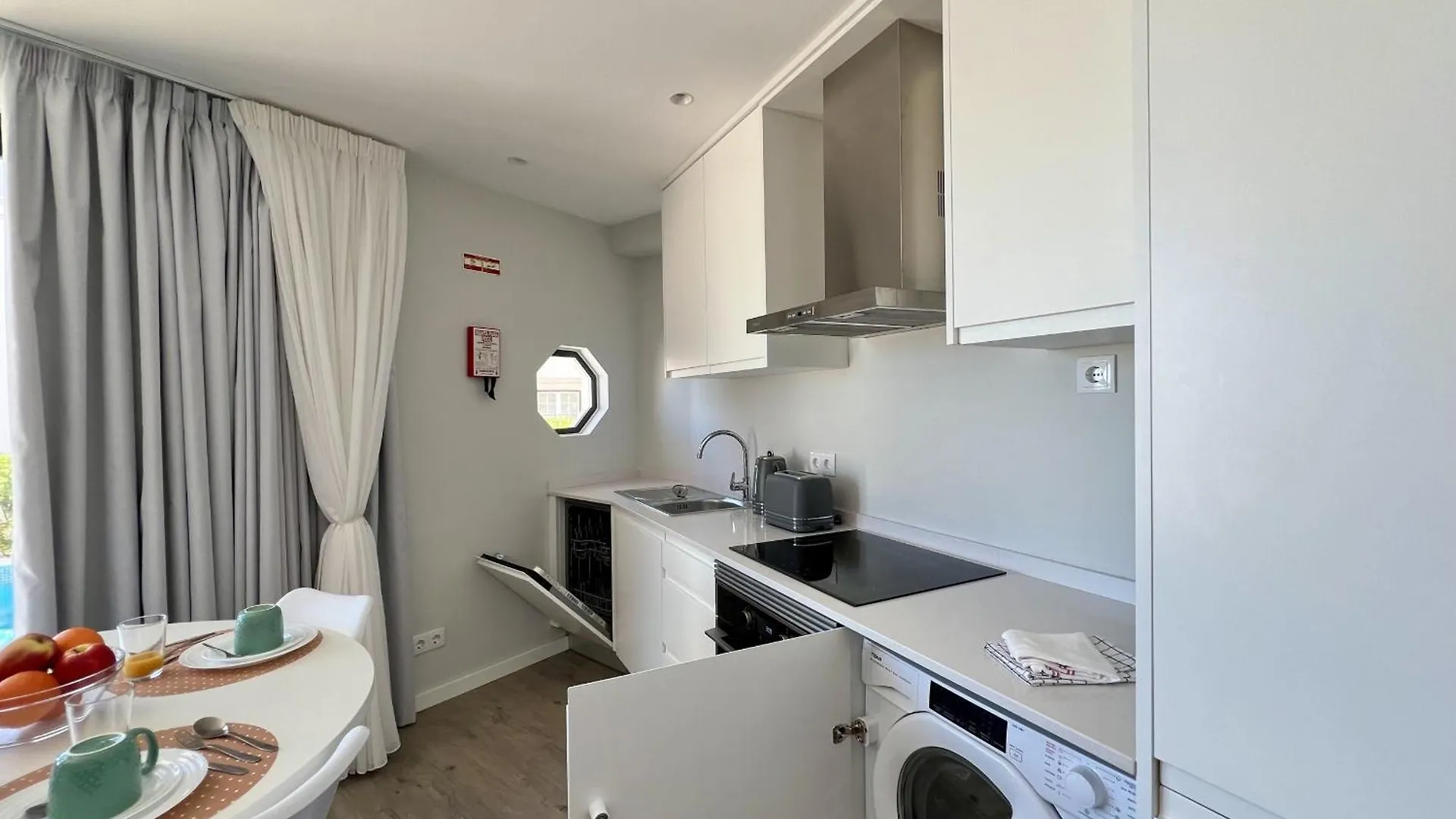 Albufeira Stylish 2 With Pool By Homing Apartment